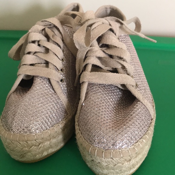 Never worn new espadrilles platform gold fabric shoes made In Spain - Picture 2 of 8